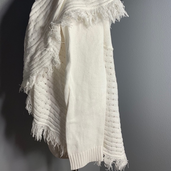 Cozy White Style & Co Sweater - Picture 4 of 5